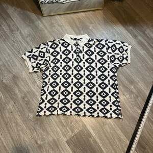 Vintage Ruff Hewn Mens XL Geometric Diamond Aztec Print Short Sleeve Polo Shirt